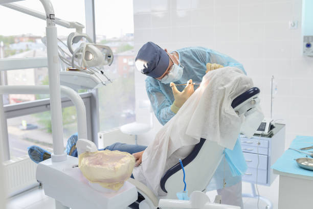 Best Emergency Tooth Extraction in Villa Hills, KY